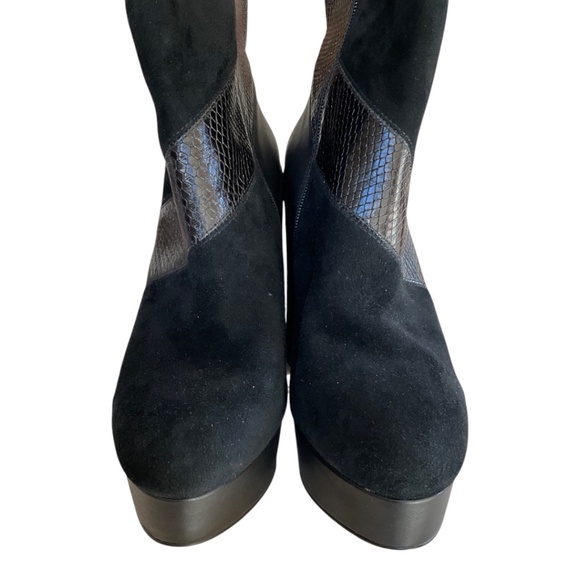 Vince Camuto Gilisama Platform Boots - Picture 3 of 9